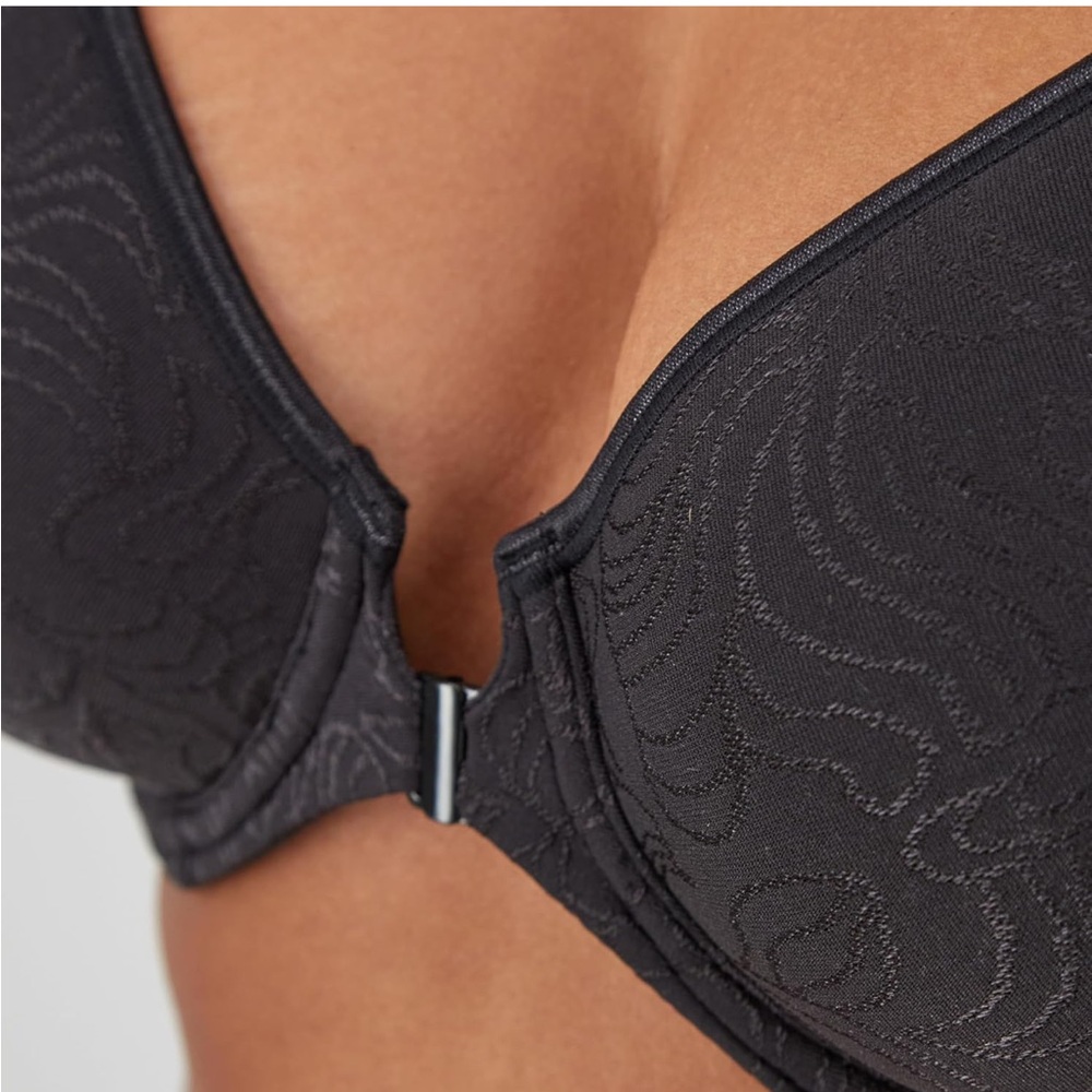 Bali Black Underwire Front Clasp Bra Underwire Accessible Floral Adjustable